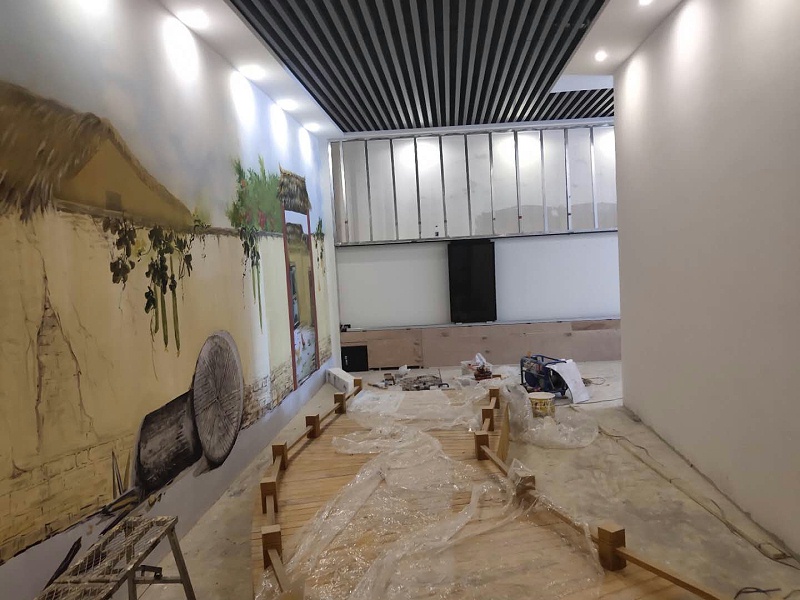 中億?；?dòng)滑軌屏助力山東菏澤黨建館打造智能滑軌系統(tǒng)